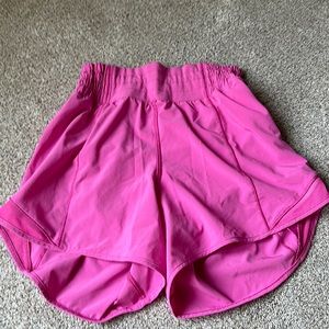 Lululemon Hotty Hot High Rise 4” Sonic Pink